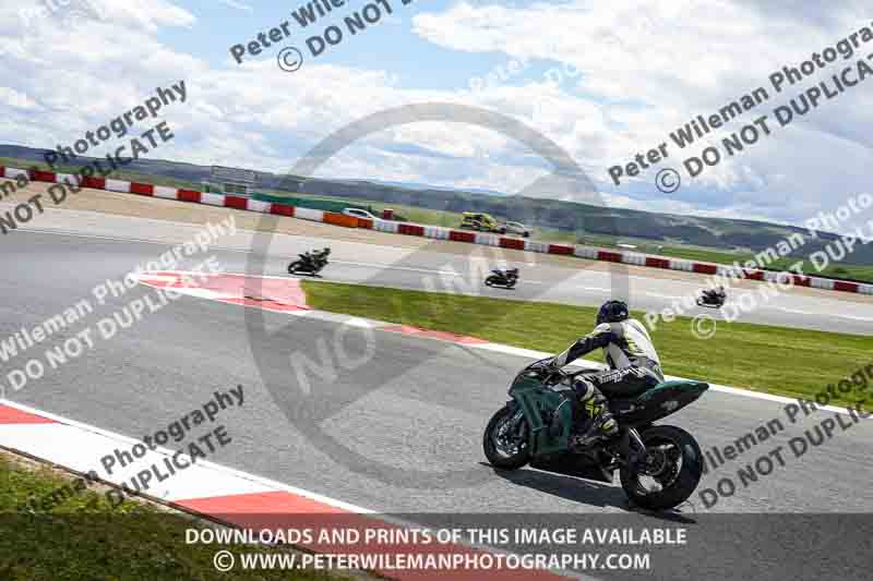 cadwell no limits trackday;cadwell park;cadwell park photographs;cadwell trackday photographs;enduro digital images;event digital images;eventdigitalimages;navarra;no limits trackdays;peter wileman photography;racing digital images;trackday digital images;trackday photos